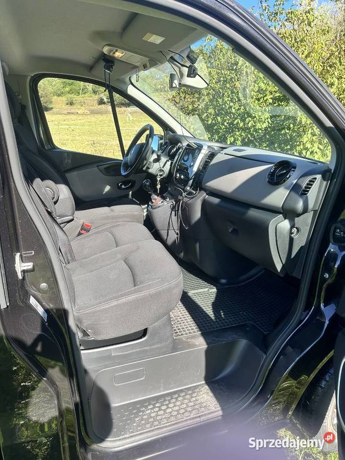 Renault Trafic 2019 9 osobowy bus long Trafic Lędziny
