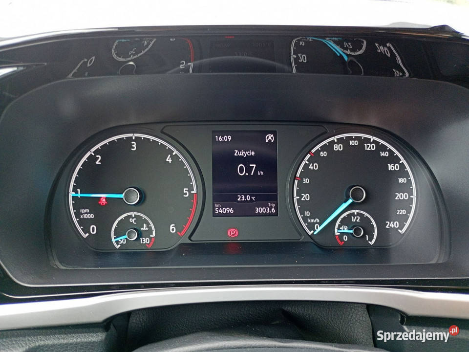 Ford Tourneo Connect 20 Ecoblue 122 Titanium elektryczne lusterka Poznań sprzedam