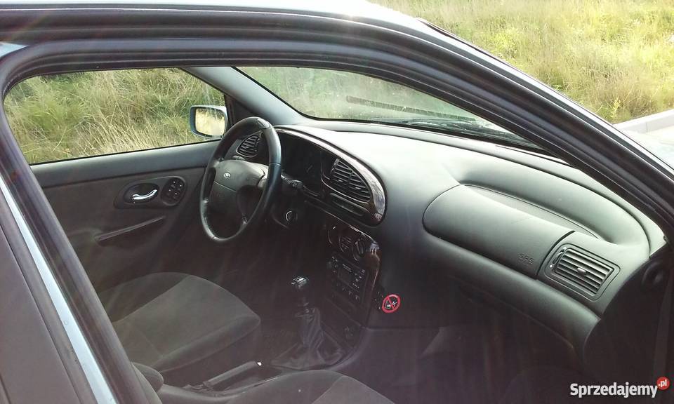 Ford Mondeo 18 TD 2000 r klimatyzacja Dębno