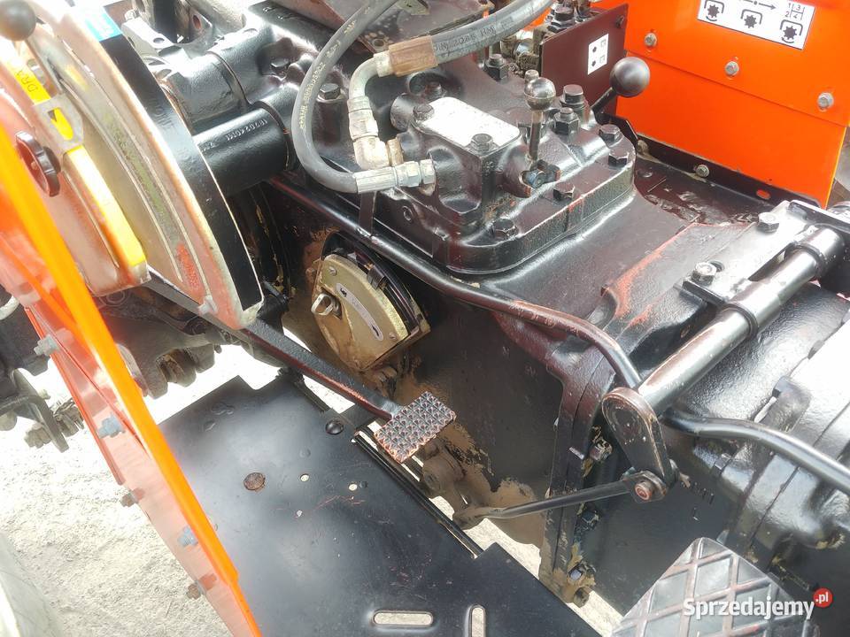 Ciągnik rolniczy Ursus 3512 UMF 50 MF 255 Skrzynia biegów Manualna Ursus Zamość sprzedam