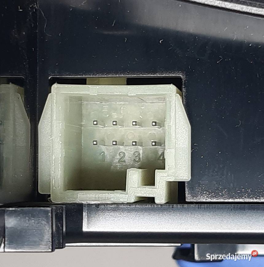 LAMPKA OŚWIETLENIE KABINY MERCEDES W205 C350 Mielęcin