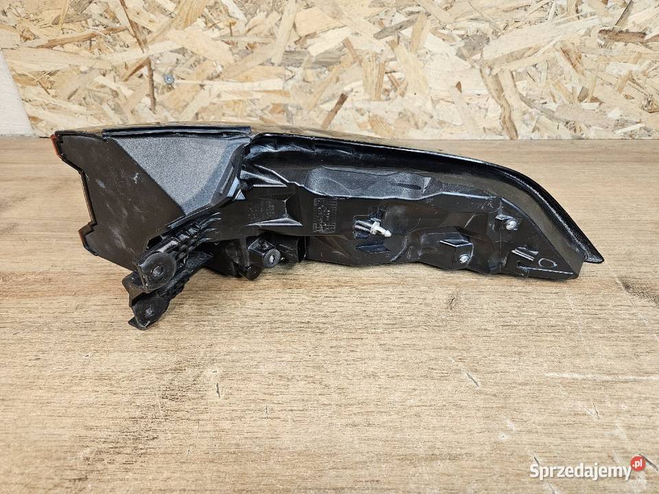 BYD TANG II LAMPA LEWA TYŁ TYLNA ST4133010A lewe wielkopolskie Międzychód sprzedam