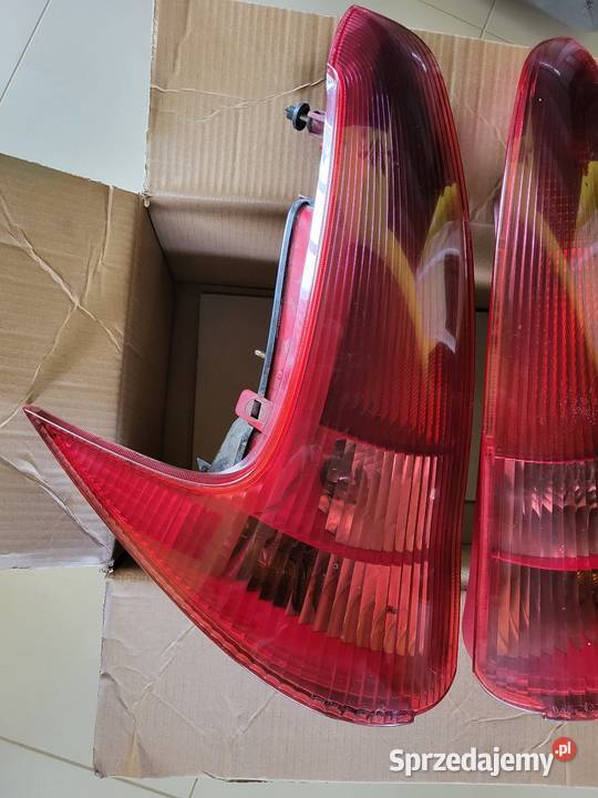 Peugeot 206sw kombi lampa prawa lewa tył tylna Lampy tylne Pułtusk