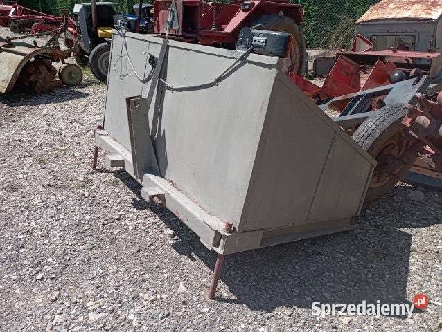 Skrzynka transportowa na podnośnik