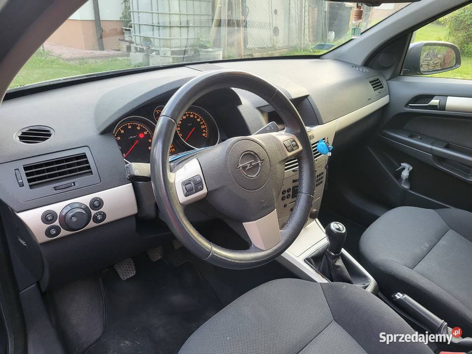 Sprzedam Opel Astra 2007 Wróblik Królewski