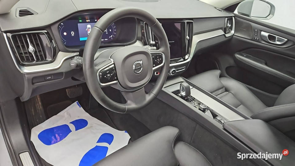 Volvo V60 Cross Country Ultimate B4 D AWD aut Z ASR (kontrola trakcji) mazowieckie Warszawa