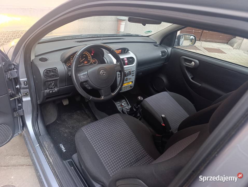 Opel Corsa C 10 benzyna klimatronik Corsa Oleśnica