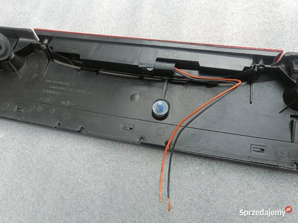 Lotka Spojler Clio 2 trzecie 3 światło stop Żmigród sprzedam