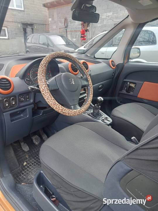 Peugeot 1007 poj1360 54kW paliwolpg Wola Mokrzeska