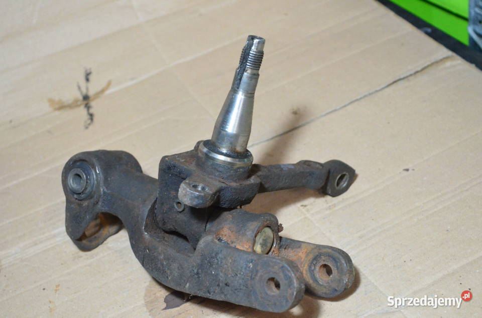 REGENEROWANE Zwrotnice Fiat 126p maluch LEWA osobowe Strzegom