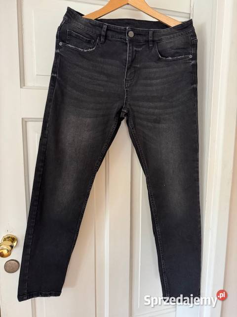 Jeansy męskie M czarne z przetarciami Getused Odzież codzienna Częstochowa