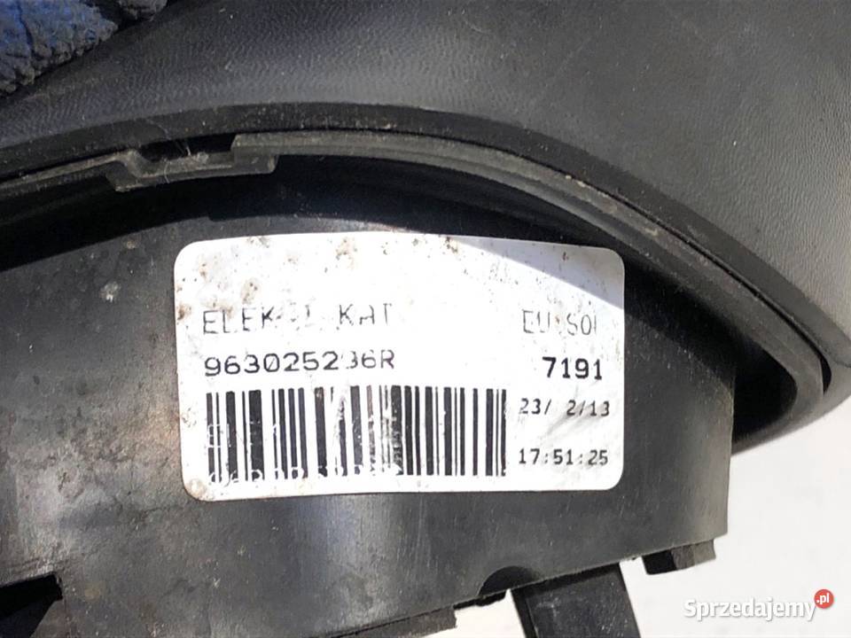 LUSTERKO LEWY RENAULT CLIO IV Hatchback CZARNY osobowe podkarpackie