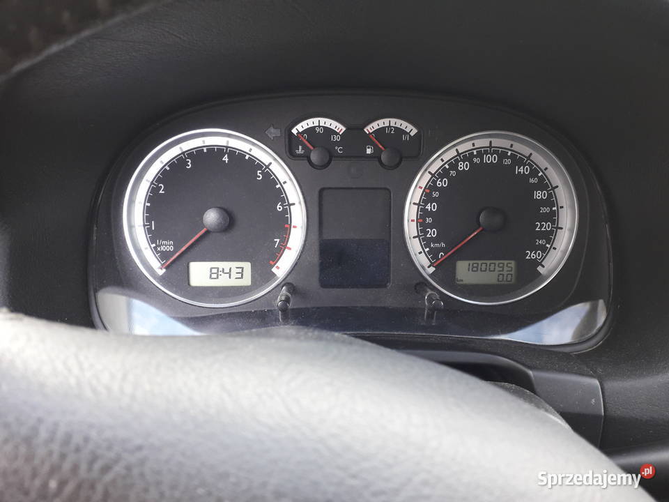 Golf 4 Variant 20 benz Pacific Xenon Tempomat Rok produkcji 2003 Golf Markuszów