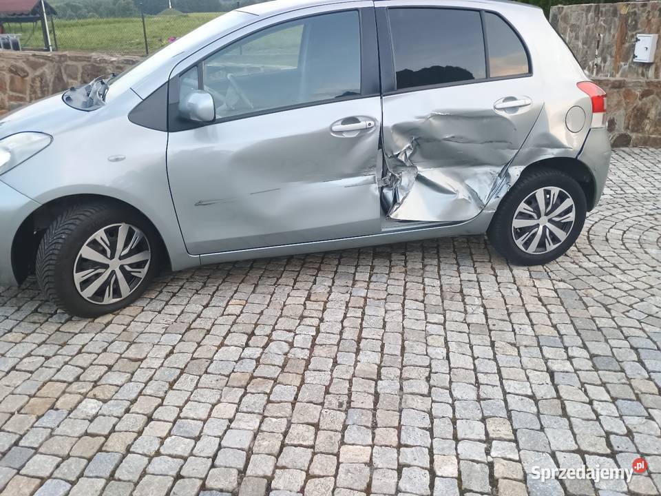 Toyota Yaris 14 d Sanok
