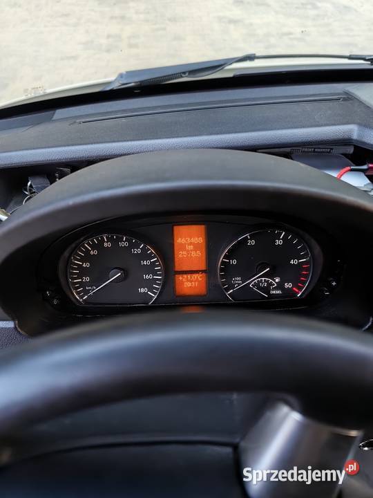 Mercedes Sprinter 2015 salon Polska drugi gniazdo USB Piaseczno