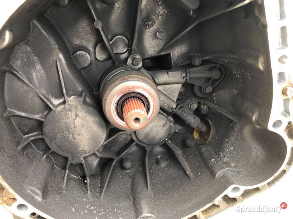 SKRZYNIA BIEGÓW MERCEDES W638 22 122 9603 osobowe Skrzyni biegów