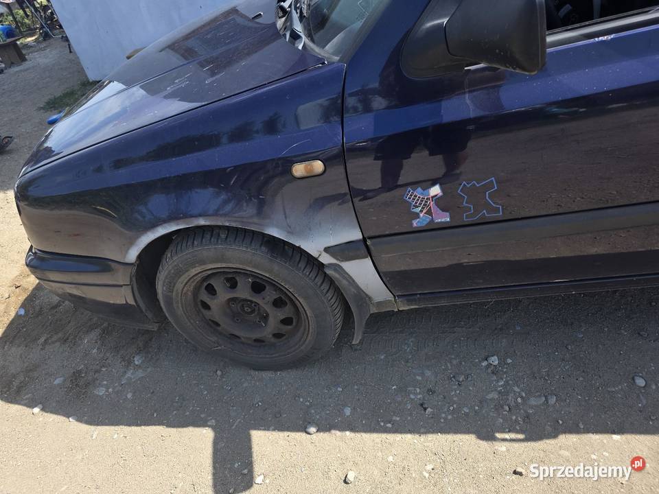 Golf 3 16 elektryczne szyby klima wspomaganie Rok produkcji 1997 Radzyń Podlaski