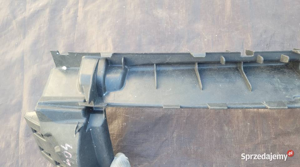 MERCEDES W117 KIEROWNICA POWIETRZA OSLONA WLOT Ruda Śląska