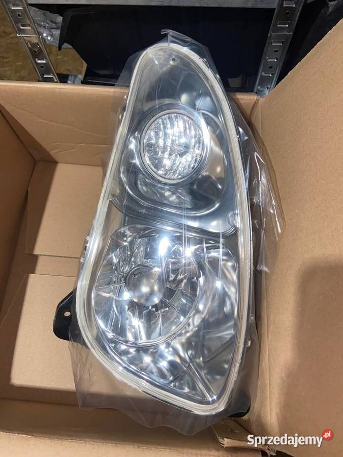 84156844 Reflektor lampa przednia T5000 T6000 Warszawa