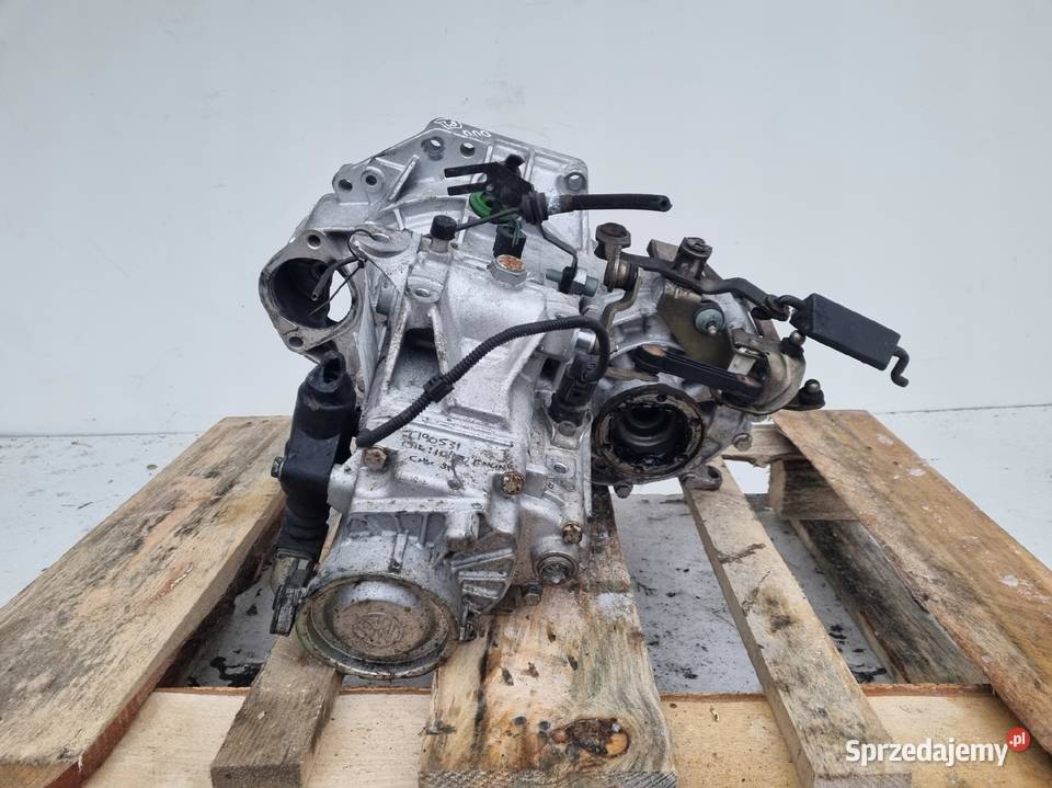 VW Golf IV 16 16V SKRZYNIA BIEGÓW DUU manualna Janów sprzedam
