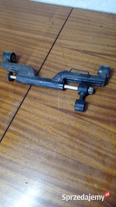 Wahacz mocowanie silnika SYM 250 skuter Łubno