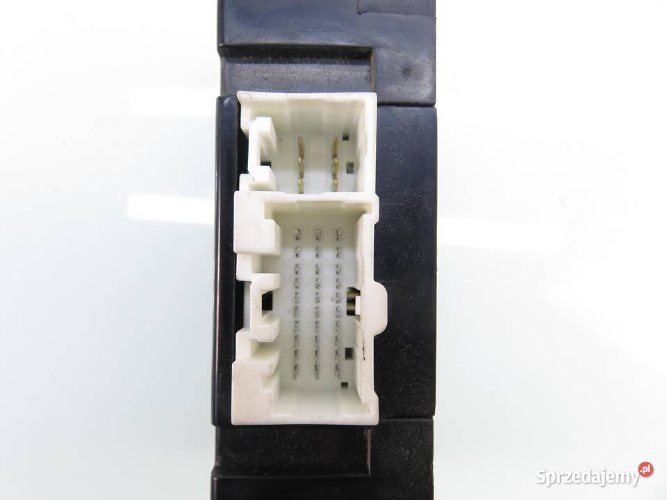 MODUŁ KOMFORTU MAZDA 5 CR19 CD8767560A sprzedam