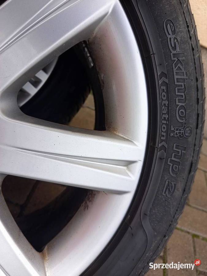 Felgi koła VW z oponami zimowymi 22550 R17 Bolesławiec