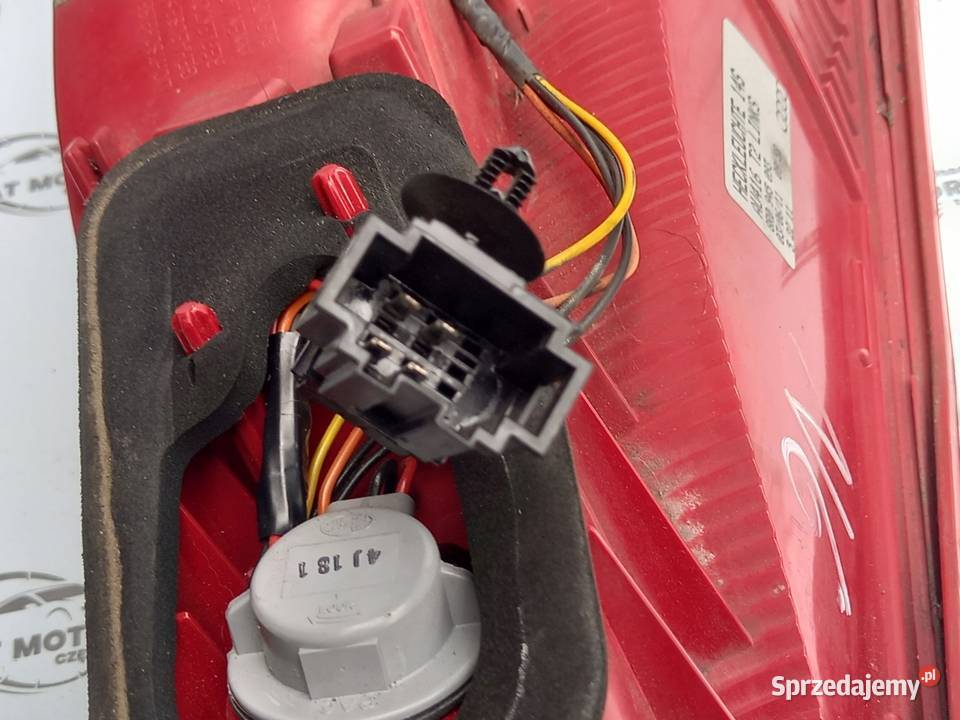 OPEL MERIVA B 10r lampa lewa tył 8R0945093 Lampy tylne Kielce