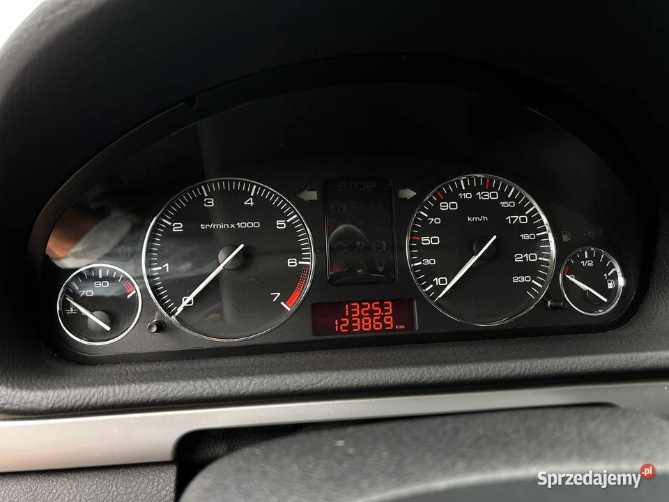 Peugeot 407 125 Tendance Rok produkcji 2006 Nowy Świętów