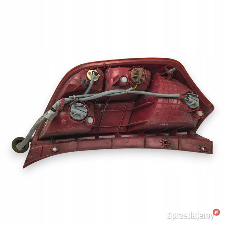 LAMPA PRAWA Hyundai i10 20072013 tylna tylnia osobowe Lampy tylne Chełm