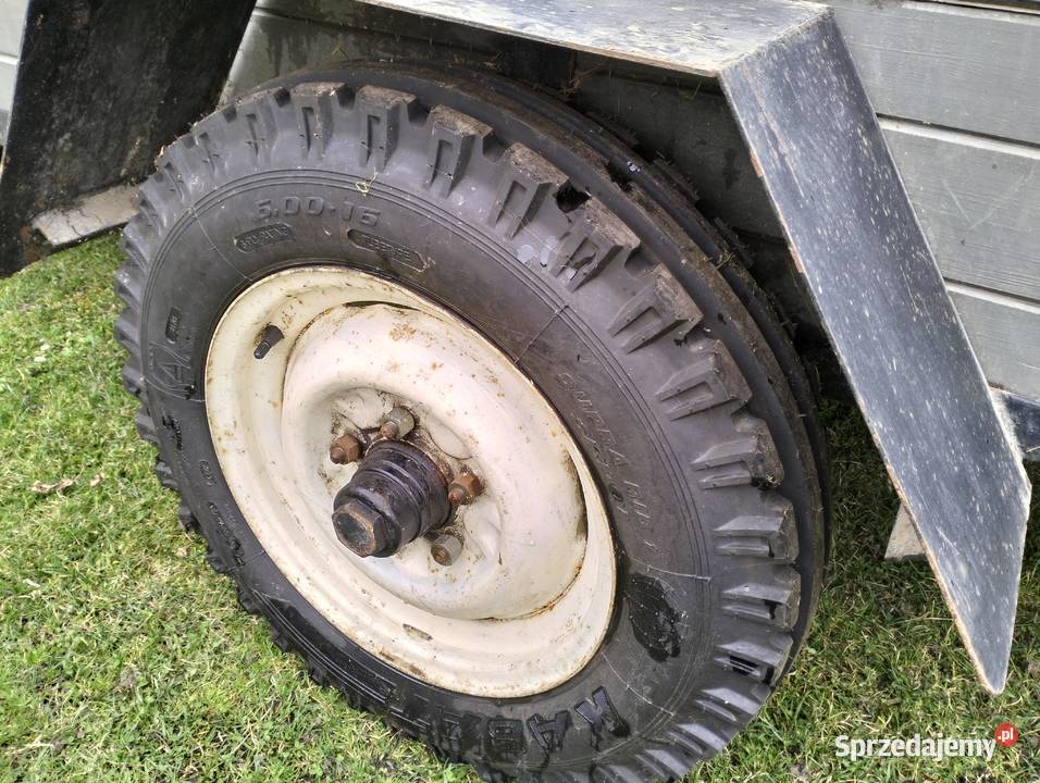 Przyczepka jednoosiowa ciągnikowa Wrząca