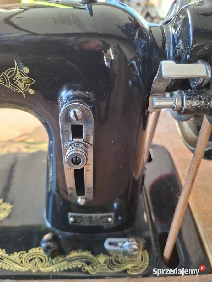 Stara maszyna do szycia Łucznik Dębno Polskie sprzedam