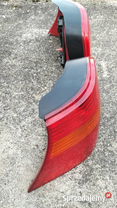 Lampy tylne Vw Golf 4 prawa lewa komplet sprzedam