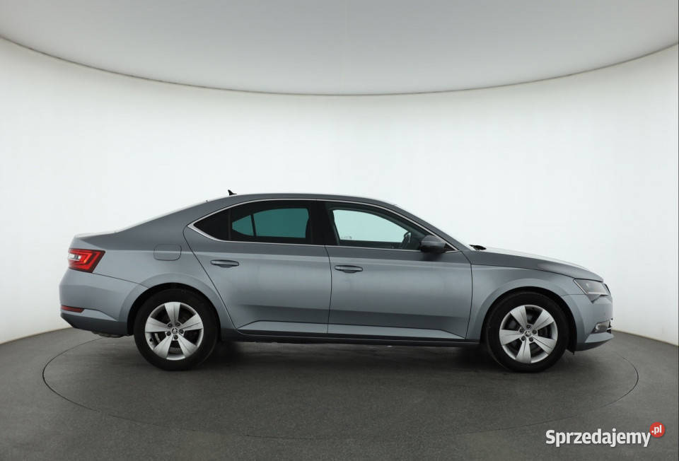 Skoda Superb 15 TSI przyciemniane szyby Superb