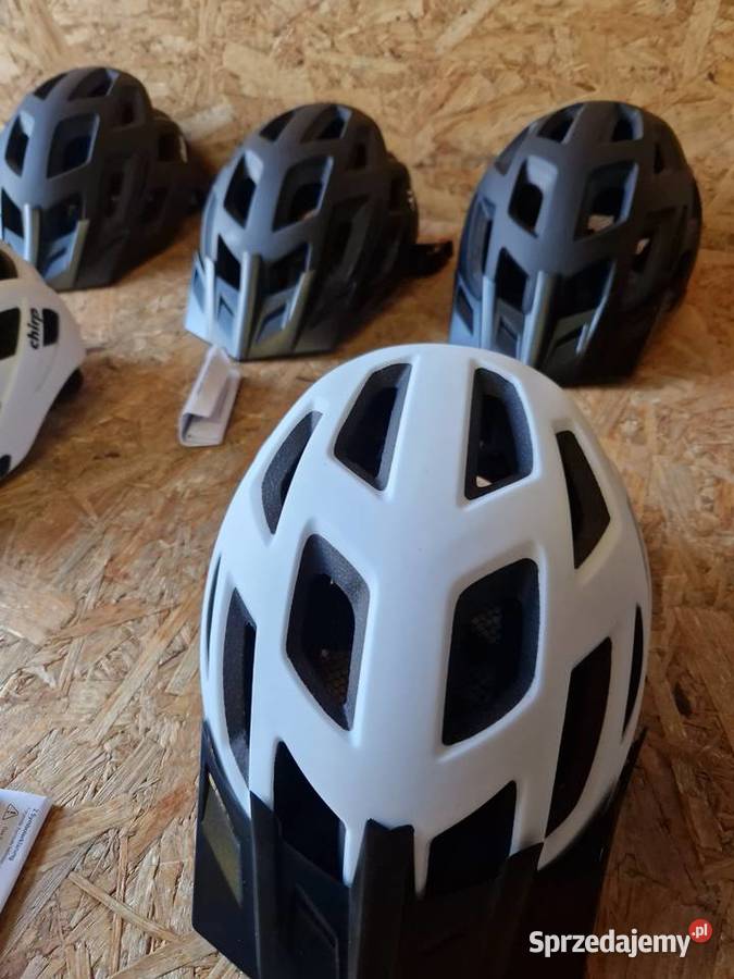 Kask rowerowy z tylną lampką Biały Czarny Noma Głogowa
