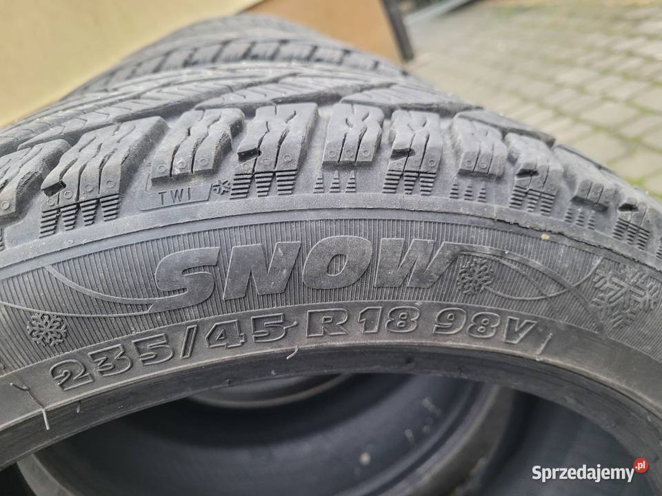 Komplet opon zimowych Kormoran 2354518 zima sprzedam