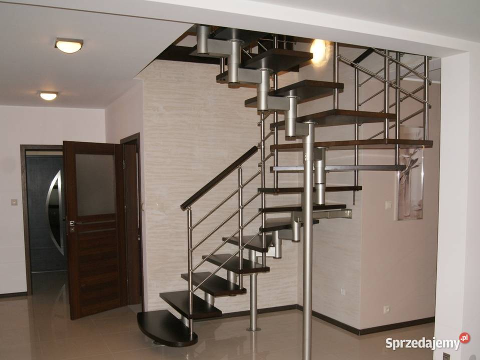 Schody metalowe CORA model Mix 250 vertical U180 wewnętrzne wielkopolskie Kościan