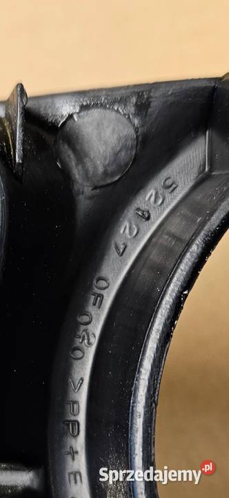 TOYOTA COROLLA VERSO II KRATKA RAMKA HALOGENU Międzychód