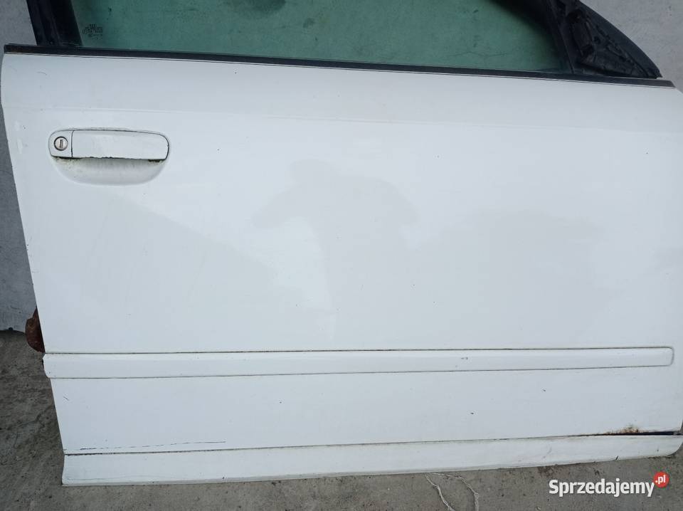 Audi a4 B7 błotnik maska drzwi zderzak tylny Pozostałe świętokrzyskie Bieliny