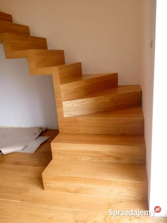 Schody balustrady drewniane