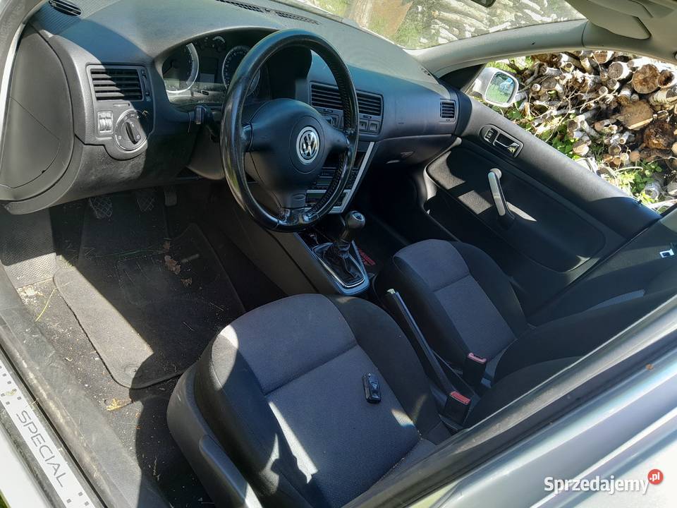 Vw bora 2000r 20b na częśći osobowe Krosno Odrzańskie