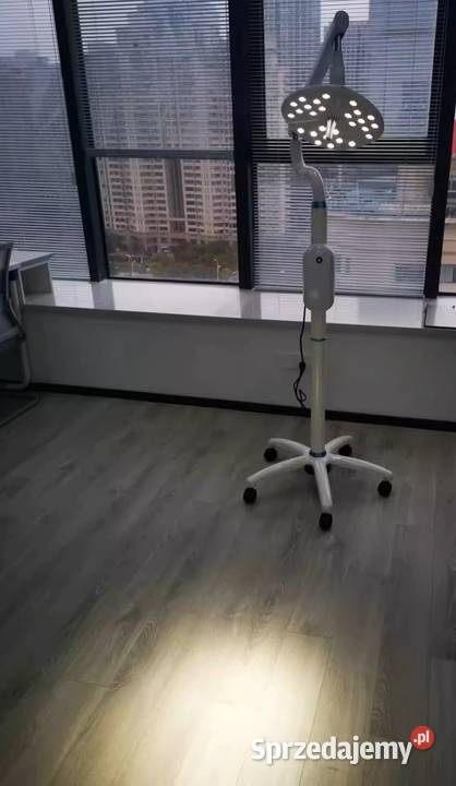 Przenośna Lampa Medyczna Bez Cieni z Zimnym Świdnica