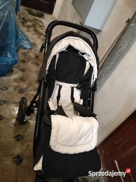 Spacerówka firmy Joie dolnośląskie Świdnica