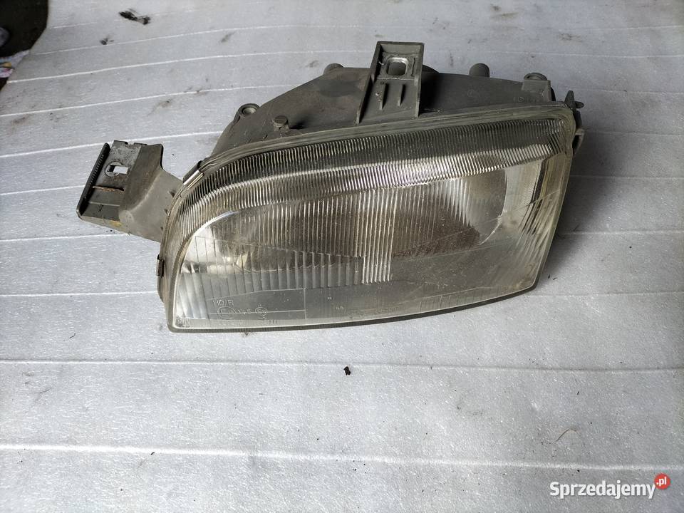 Lampa LEWA przednia Fiat Punto 1 Kamień-Kolonia