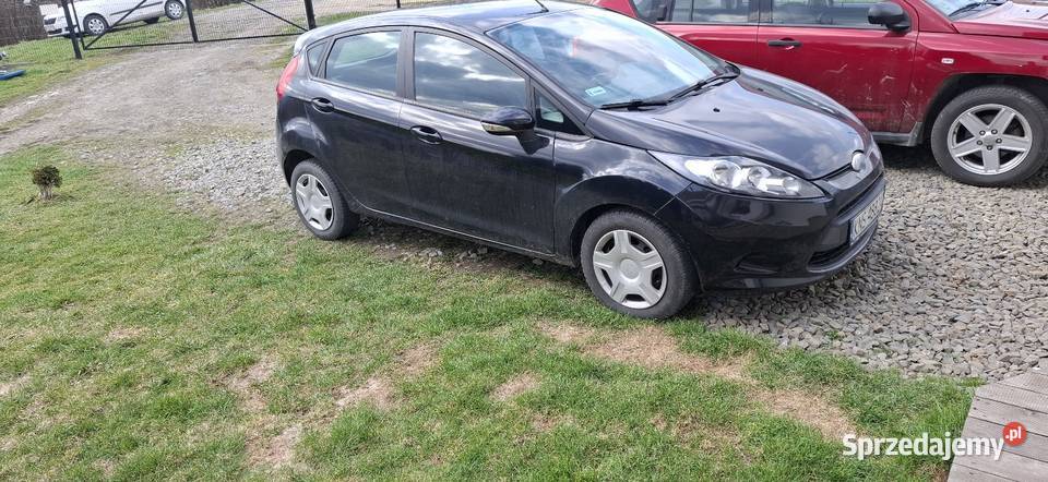 Ford Fiesta 125 nieuszkodzony