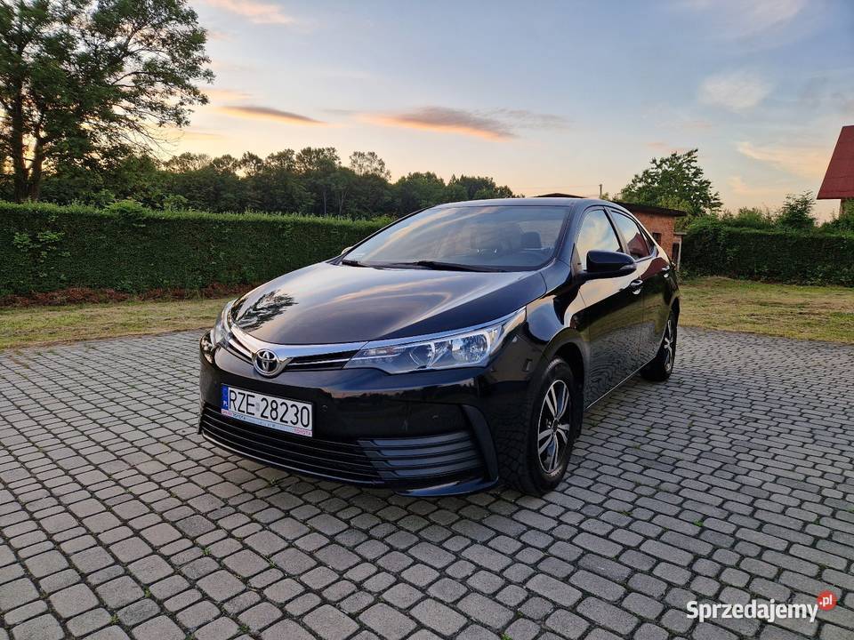 Toyota Corolla 2016 Lift Niezawodny 16 Rok produkcji 2016 Corolla Głogów Małopolski