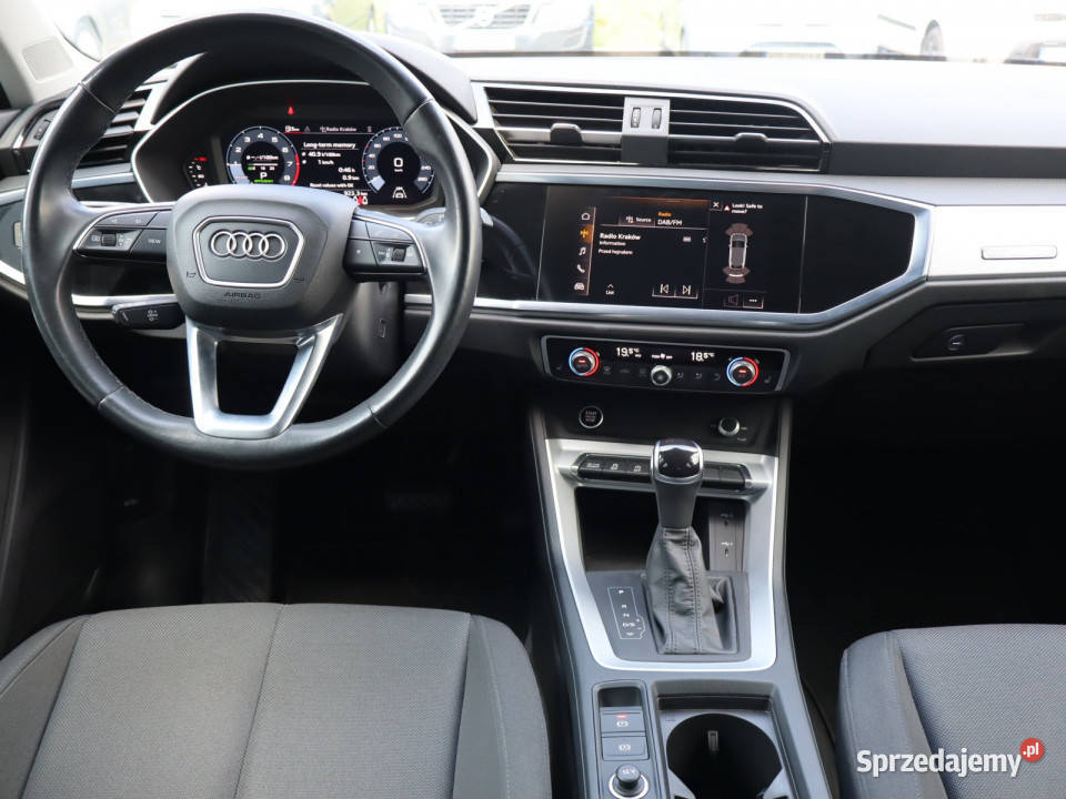 Audi Q3 Sportback 35 TFSI radio