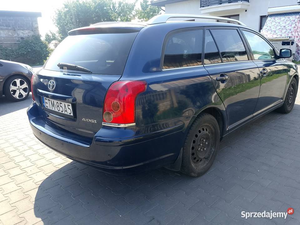 Toyota Avensis łódzkie Brzuza