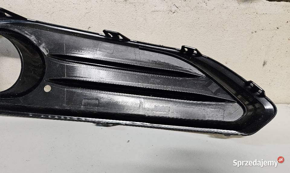 BMW 2 F22 LIFT LCI KRATKA PRAWA ZDERZAKA PRZÓD osobowe Międzychód