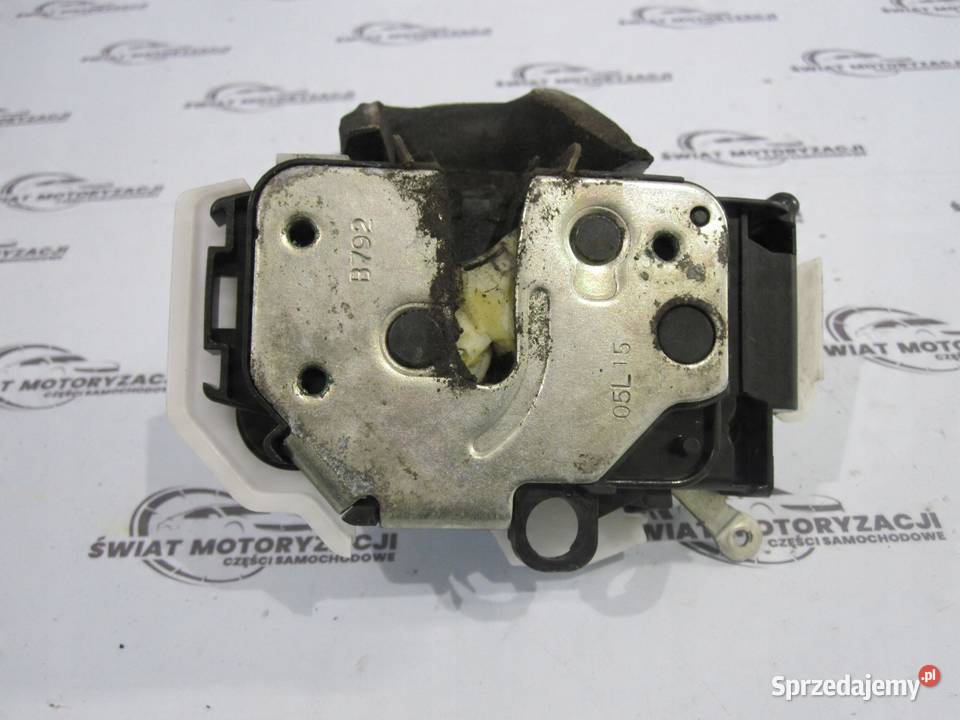 DOBLO II COMBO D LIFT zamek drzwi lewy bok